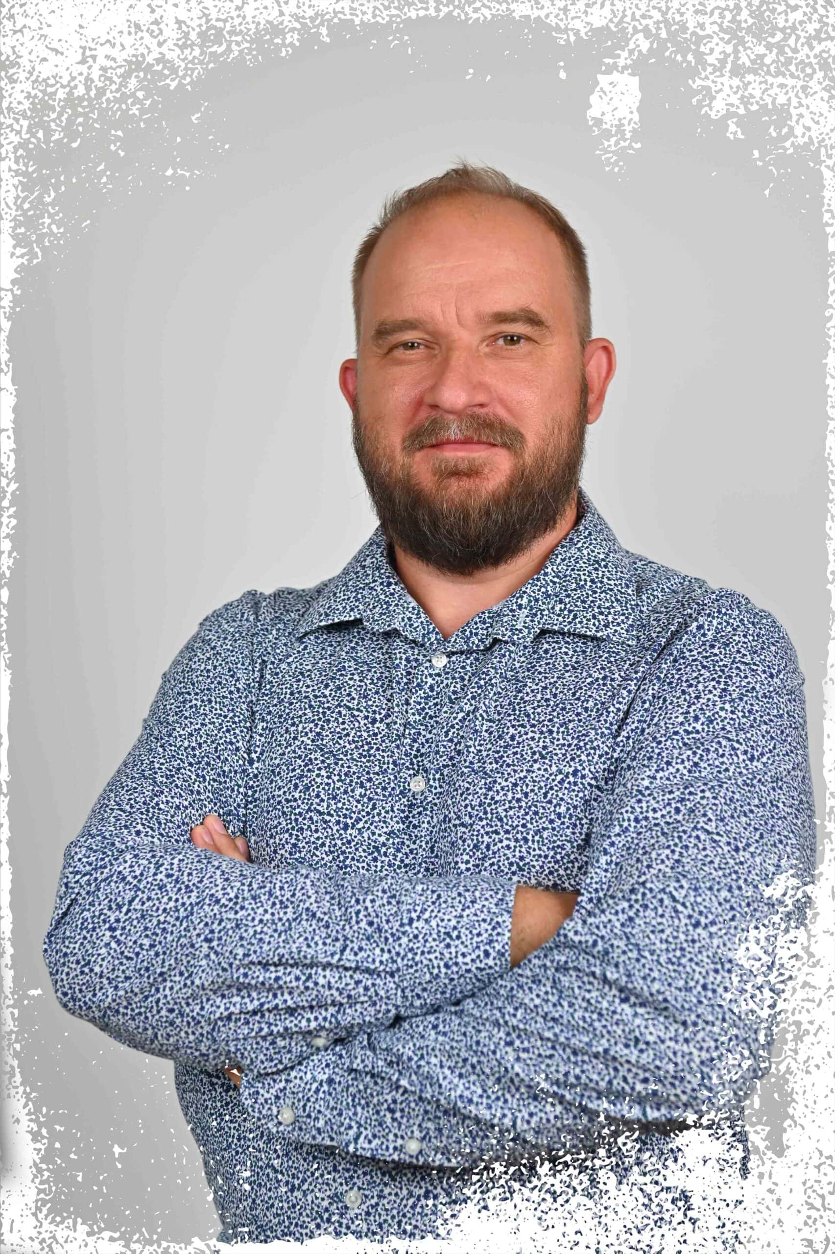 Prof. Dr. Baumli Péter
